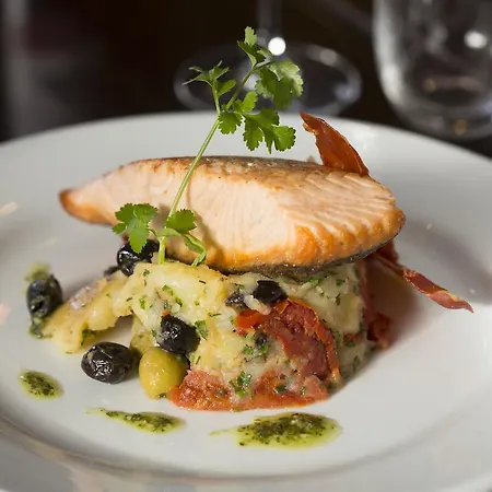 The Horseshoe Country 4*