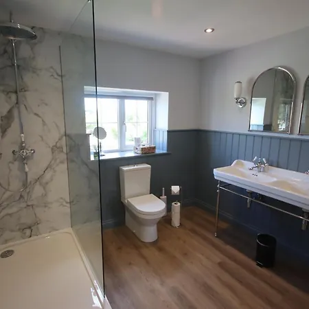 The Horseshoe Country 4* Pickering