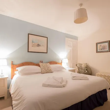 The Horseshoe Country Inn 4*